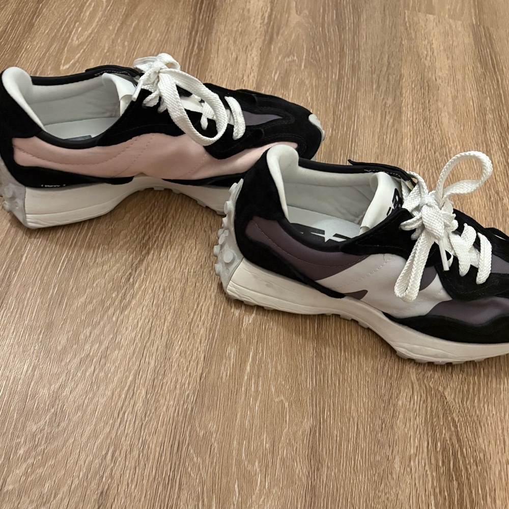 New balance 327 sneakers navy pink 8.5